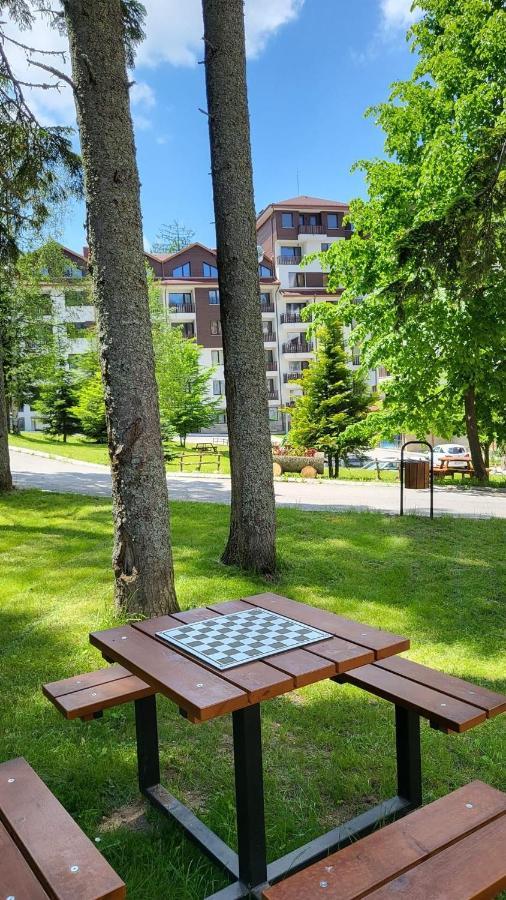The Green Apartment Borovets Eksteriør billede